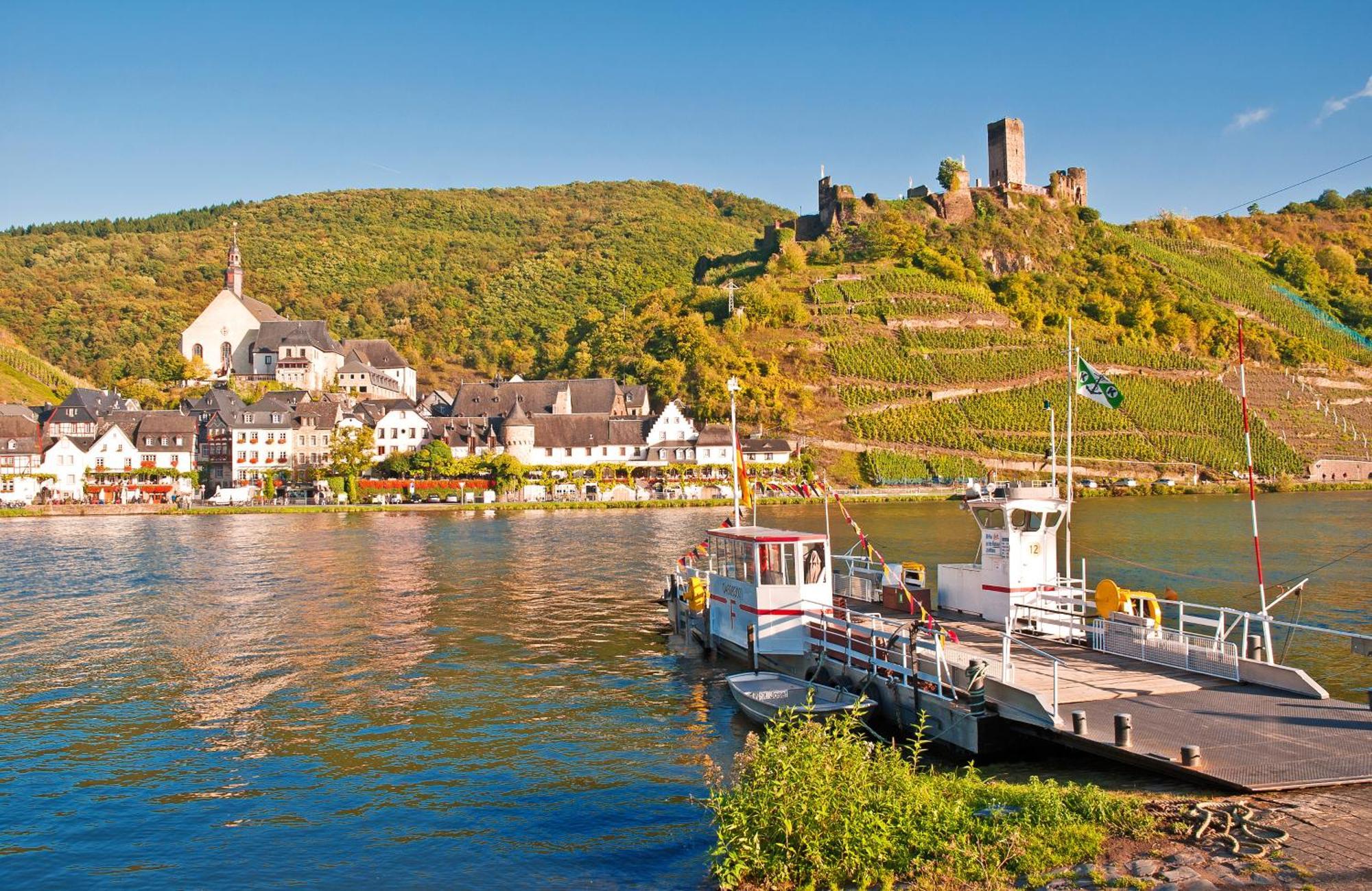 Am Moselstausee Sankt Aldegund